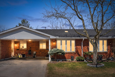 Colborne_1030-29_Listing